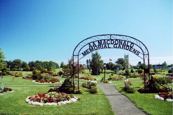 Georgetown Garden
They love the flower gardens in PEI.  Even private homes often have beautiful landscaping.
